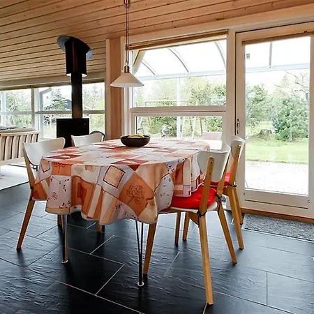 Tatil Evi Three-bedroom Holiday In *